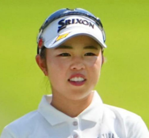 山下美夢有さんのリスのような前歯がかわいい画像