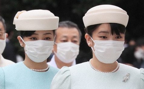 佳子さまと眞子さまの画像